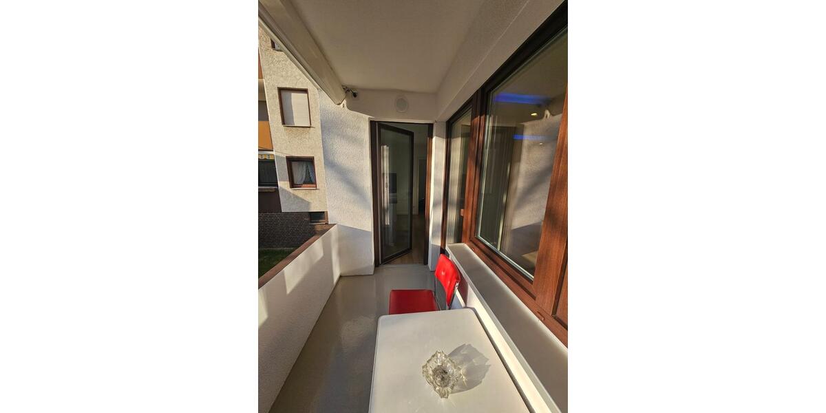 Hochparterre Hannover Herrenhausen-Stöcken - 2 Zimmer, 64 m&sup2;, 1.055&euro; | Angebot:25839724