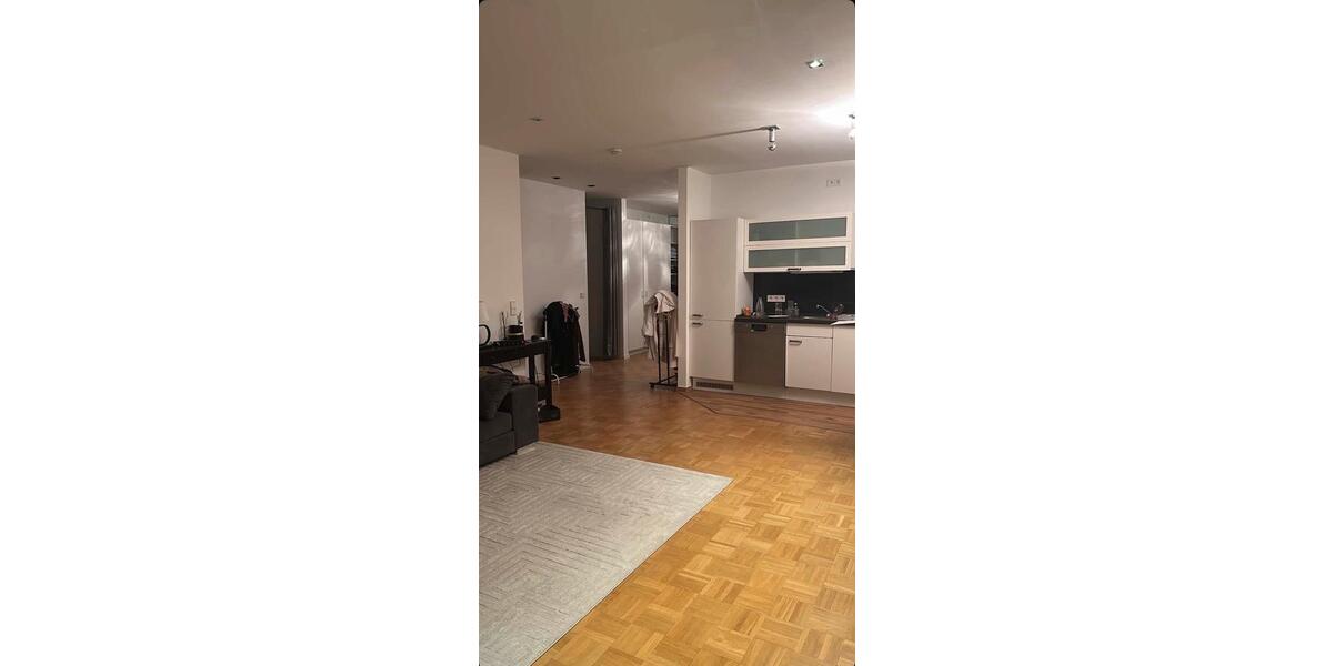 Etagenwohnung Hannover - 2 Zimmer, 65 m&sup2;, 680&euro; | Angebot:25360325