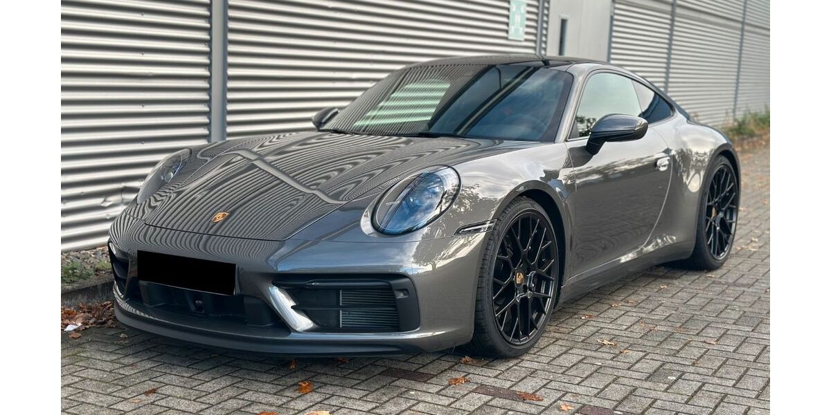 Porsche 992 1.960 km 159.950 &euro; Isernhagen 30916