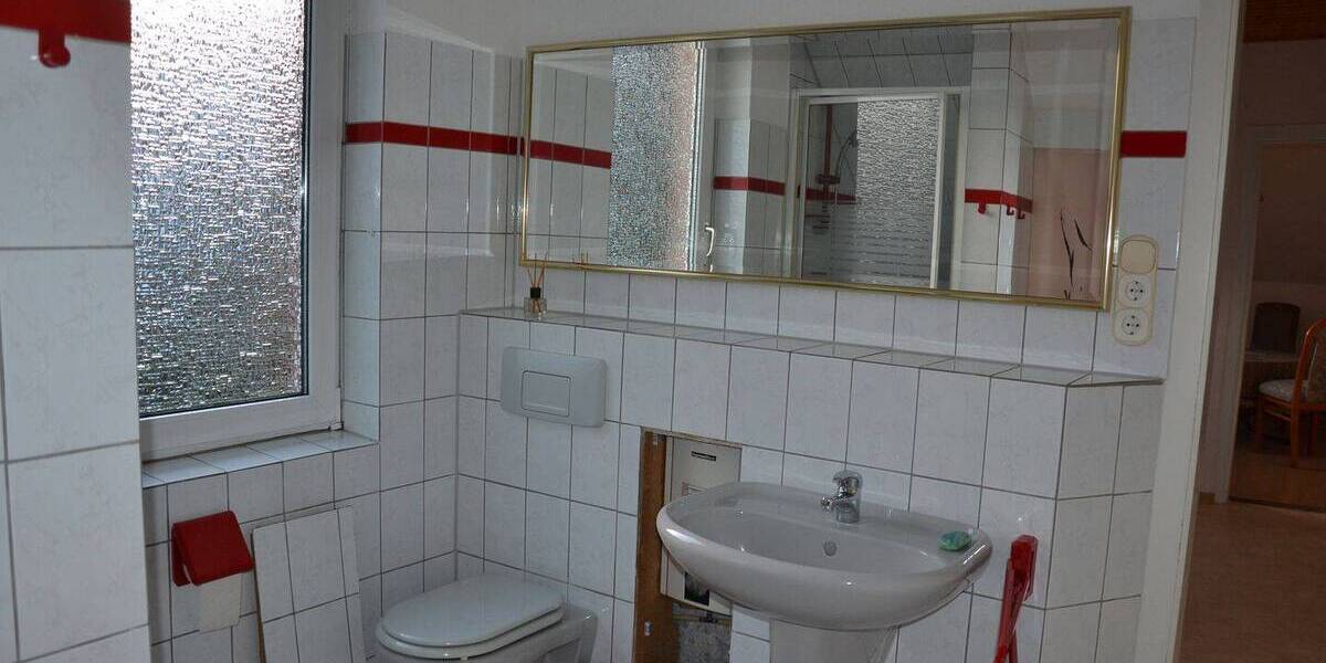 Einfamilienhaus Barsinghausen - 7 Zimmer, 190 m&sup2;, 260.000&euro; | Angebot:25984931