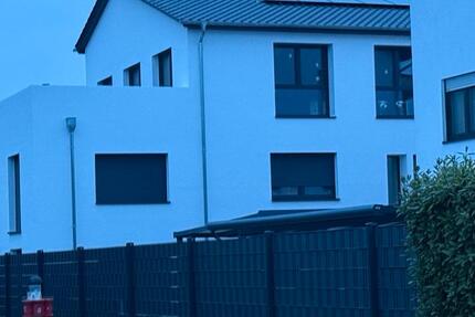 Wohnung Langenhagen Engelbostel - 1 Zimmer, 104 m&sup2;, 1.445&euro; | Angebot:26449272