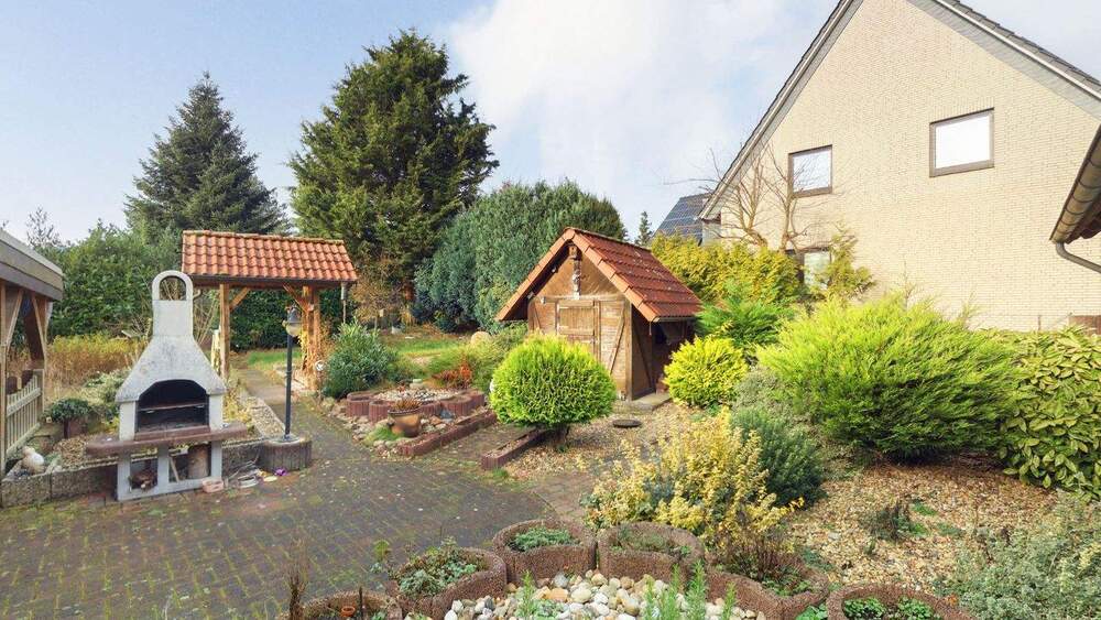 Einfamilienhaus Neustadt Eilvese - 8 Zimmer, 156 m&sup2;, 299.000&euro; | Angebot:25744855