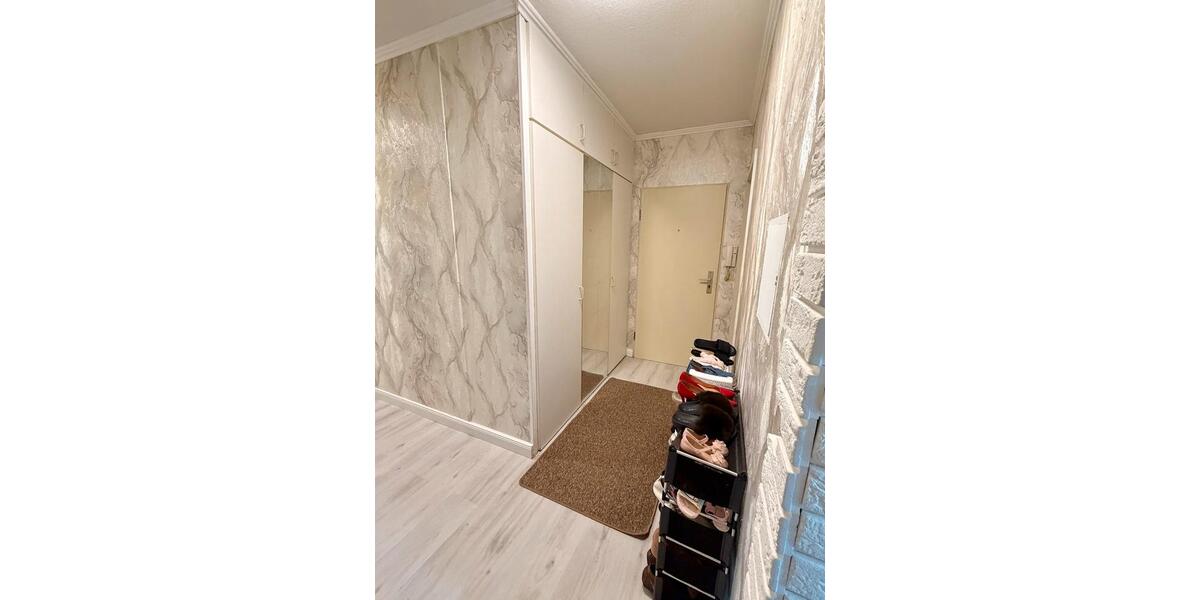 Etagenwohnung Laatzen - 3 Zimmer, 74 m&sup2;, 260.000&euro; | Angebot:26987185