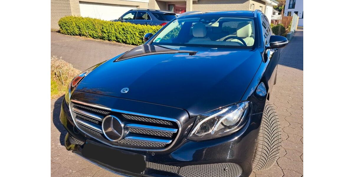 Mercedes-Benz E 220 99.984 km 26.900 &euro; Burgwedel 30938