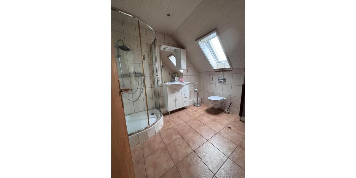 Reihenhaus Seelze - 6 Zimmer, 150 m&sup2;, 399.000&euro; | Angebot:27301359