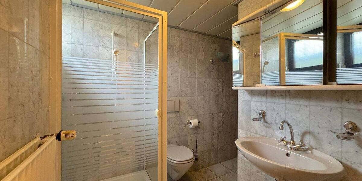 Bungalow Bad Nenndorf - 5 Zimmer, 168 m&sup2;, 349.000&euro; | Angebot:25705855