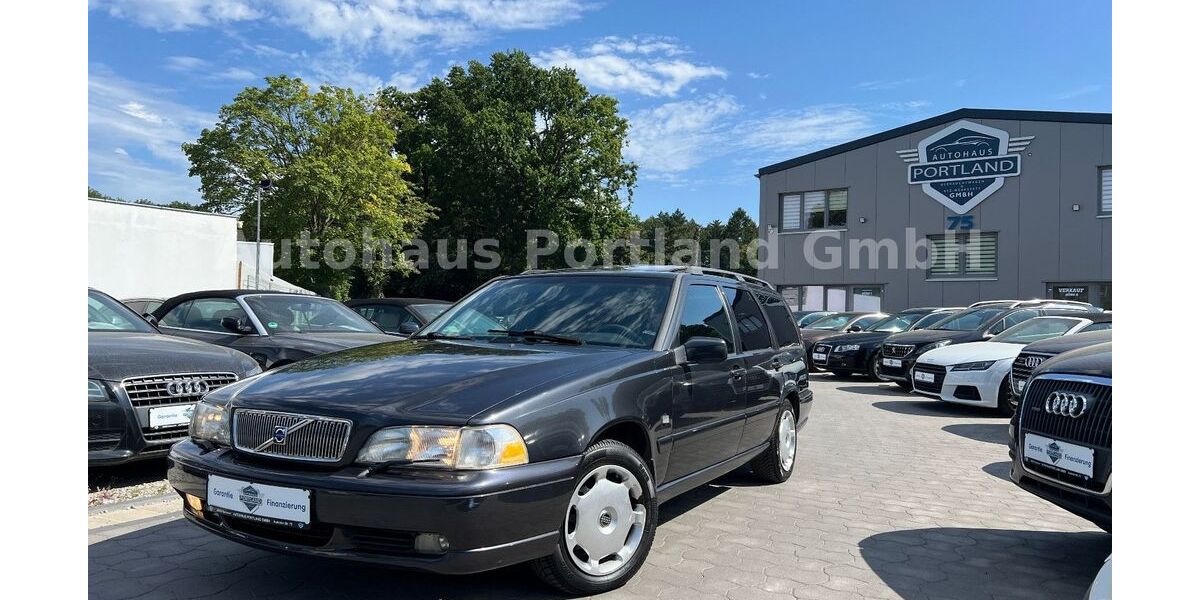 Volvo V70 267.000 km 5.999 &euro; Hannover 30629