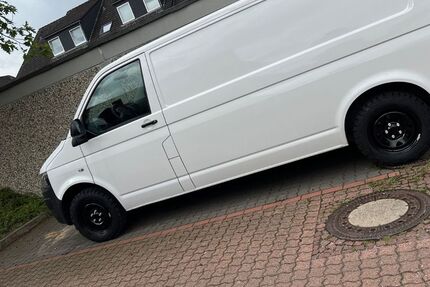 VW T5 Transporter 216.000 km 15.900 &euro; Garbsen 30827