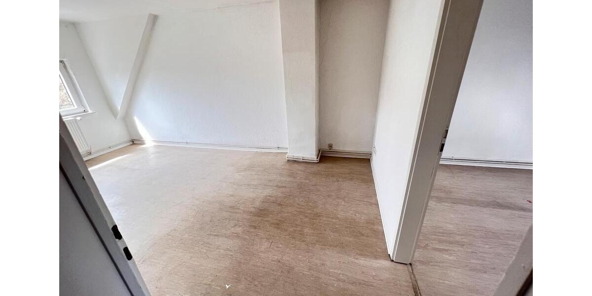 Dachgeschoßwohnung Hannover Ahlem-Badenstedt-Davenstedt - 2.5 Zimmer, 58 m&sup2;, 750&euro; | Angebot:25861470