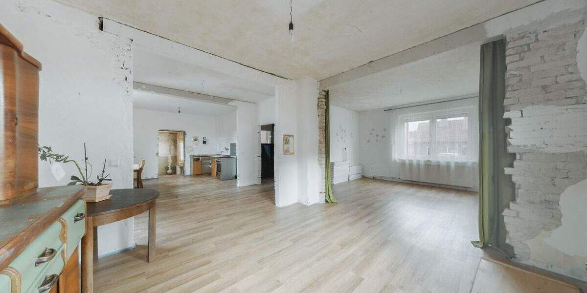 Einfamilienhaus Neustadt Eilvese - 8 Zimmer, 156 m&sup2;, 299.000&euro; | Angebot:25744855