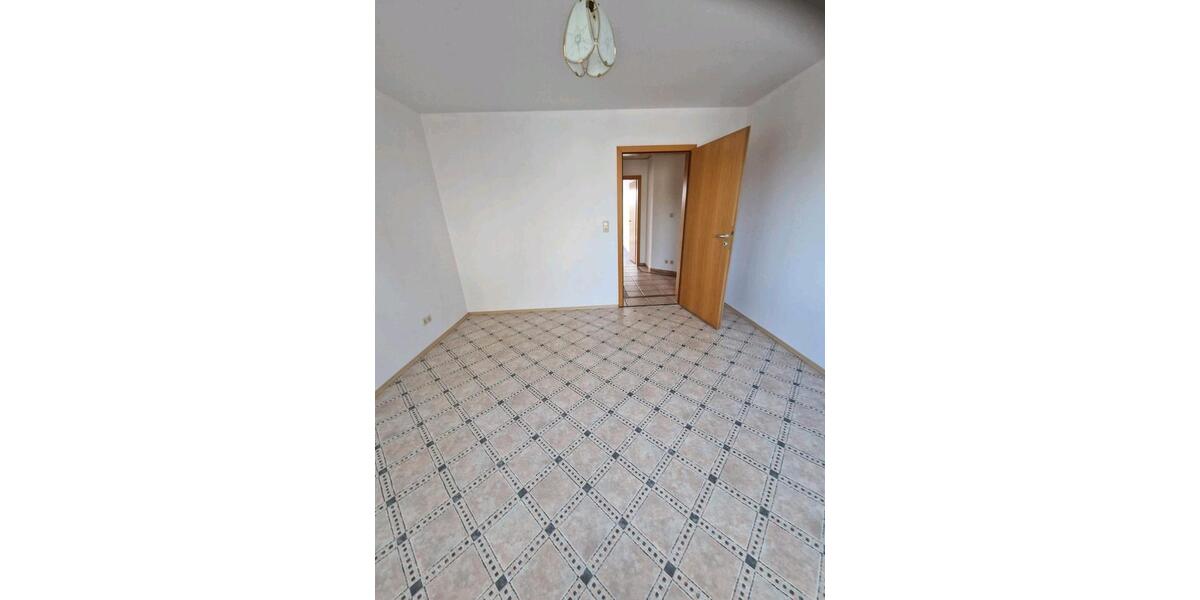 Etagenwohnung Sehnde - 3 Zimmer, 79 m&sup2;, 240.000&euro; | Angebot:27499940