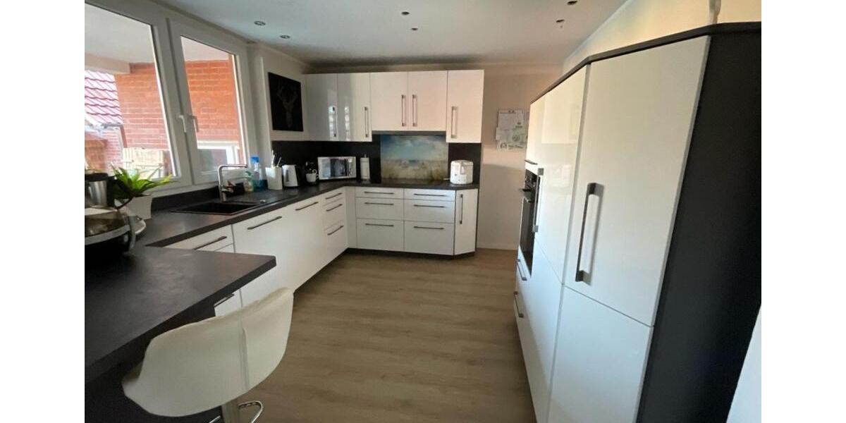 Einfamilienhaus Pollhagen - 5 Zimmer, 250 m&sup2;, 290.000&euro; | Angebot:27185317