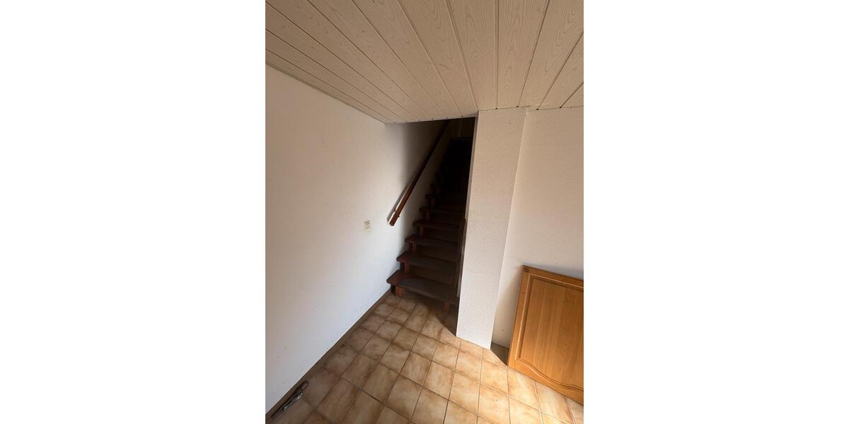 Etagenwohnung Springe - 3 Zimmer, 85 m&sup2;, 795&euro; | Angebot:25237570