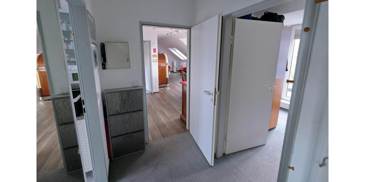 Dachgeschoßwohnung Hannover Vahrenwald-List - 3 Zimmer, 87 m&sup2;, 279.000&euro; | Angebot:26946902