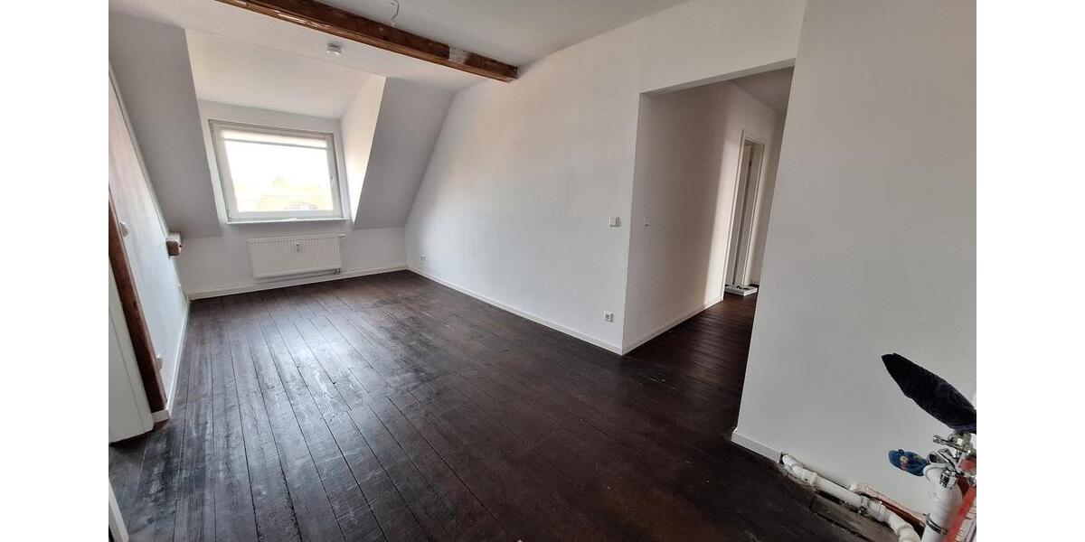 Etagenwohnung Laatzen - 3 Zimmer, 83 m&sup2;, 820&euro; | Angebot:25590491