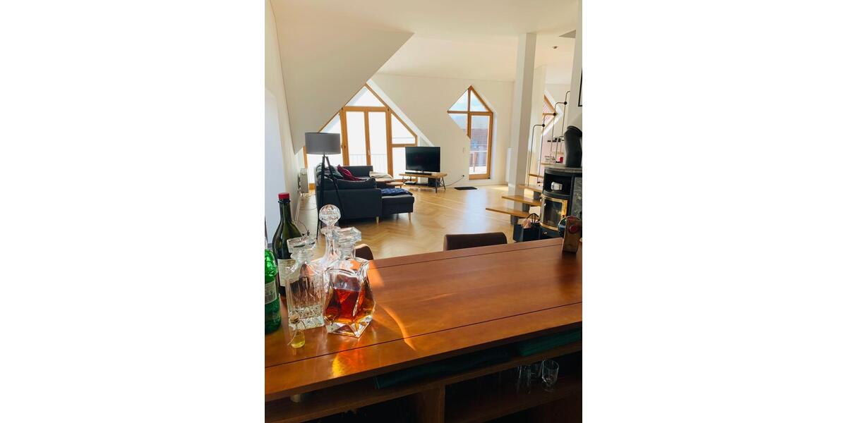 Maisonettenwohnung Hannover Döhren-Wülfel - 4 Zimmer, 220 m&sup2;, 2.800&euro; | Angebot:25590470