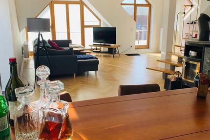 Wohnung Hannover Döhren-Wülfel - 4 Zimmer, 220 m&sup2;, 2.800&euro; | Angebot:25590470