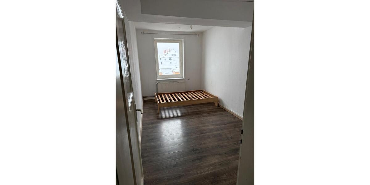 Etagenwohnung Hannover Vahrenwald-List - 1 Zimmer, 12 m&sup2;, 450&euro; | Angebot:24781356
