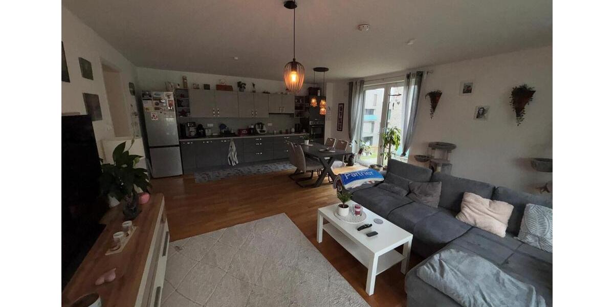 Etagenwohnung Langenhagen - 3 Zimmer, 103 m&sup2;, 1.175&euro; | Angebot:26479611