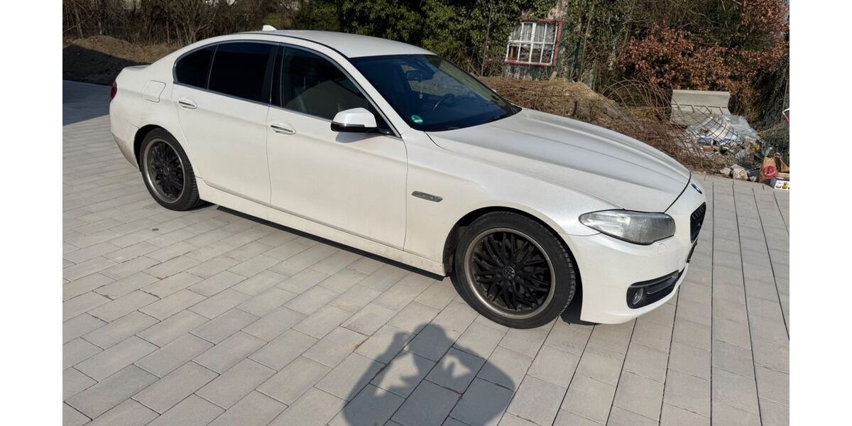 BMW 520 220.500 km 10.500 &euro; Bad Münder 31848