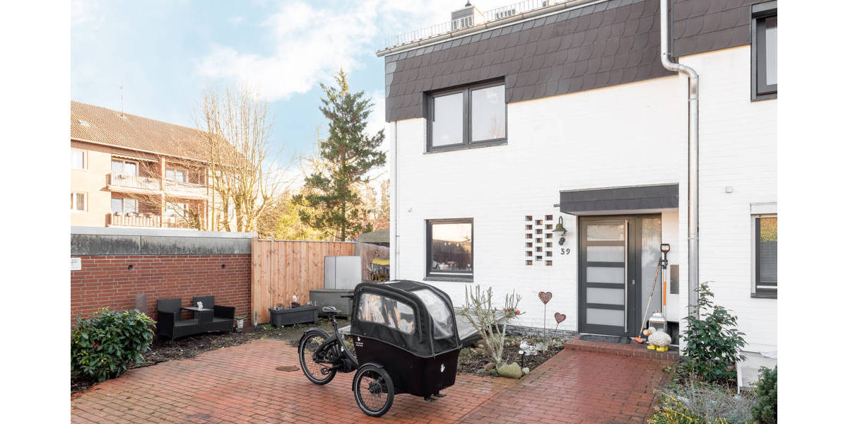 Reihenendhaus Lehrte - 7 Zimmer, 145 m&sup2;, 299.900&euro; | Angebot:26015800