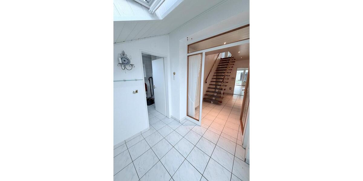 Reihenhaus Hannover Bothfeld-Vahrenheide - 5 Zimmer, 142 m&sup2;, 389.000&euro; | Angebot:27007525