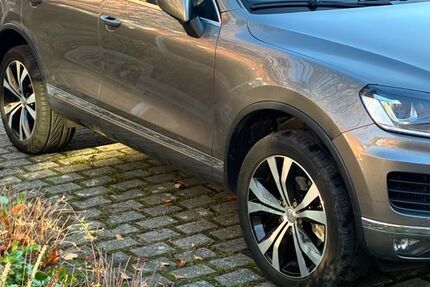 VW Touareg 212.000 km 18.500 &euro; Hannover 30655