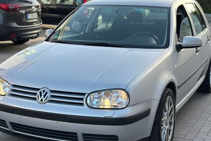 VW Golf 229.000 km 690 &euro; Springe 31832