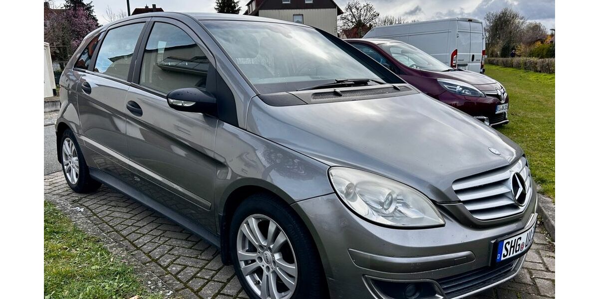Mercedes-Benz B 180 265.000 km 3.500 &euro; BAD NENNDORF 31542