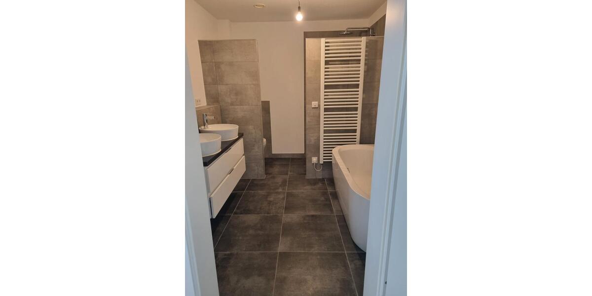 Erdgeschoßwohnung Langenhagen Engelbostel - 2.5 Zimmer, 73 m&sup2;, 1.000&euro; | Angebot:26345887