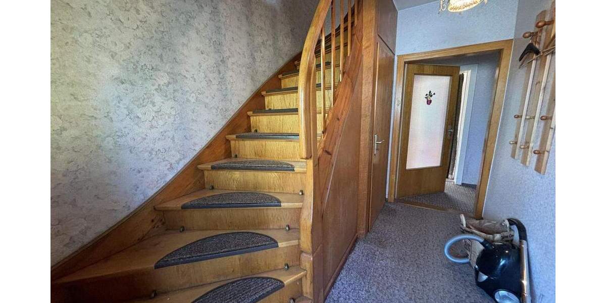 Einfamilienhaus Lehrte Ahlten - 8 Zimmer, 129 m&sup2;, 355.000&euro; | Angebot:25731751