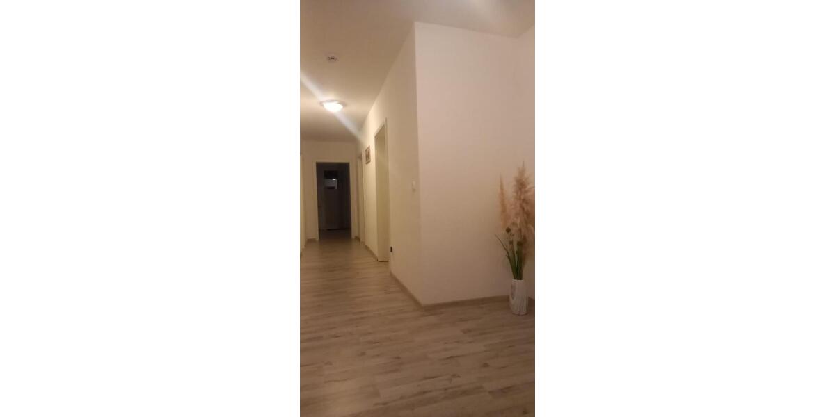 Etagenwohnung Springe - 4 Zimmer, 97 m&sup2;, 179.000&euro; | Angebot:24838563