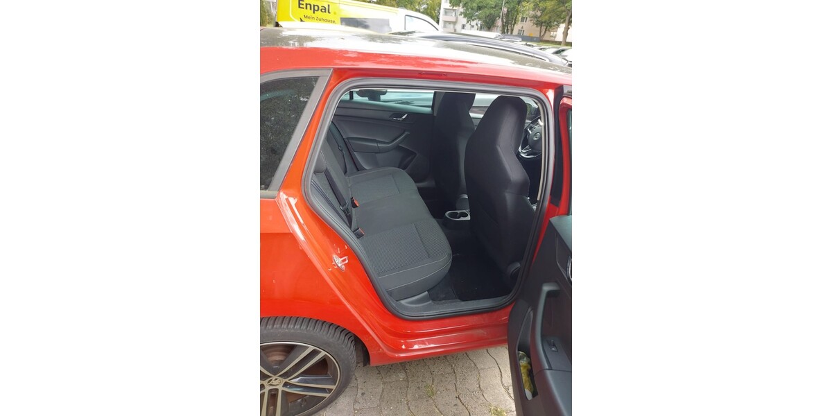 Skoda SKODA RAPID NH SPACEPACK 92.000 km 9.500 &euro; Laatzen 30880