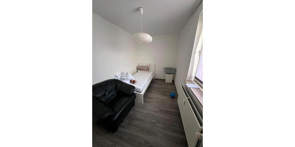 Etagenwohnung Hannover Vahrenwald-List - 3 Zimmer, 65 m&sup2;, 800&euro; | Angebot:25822012