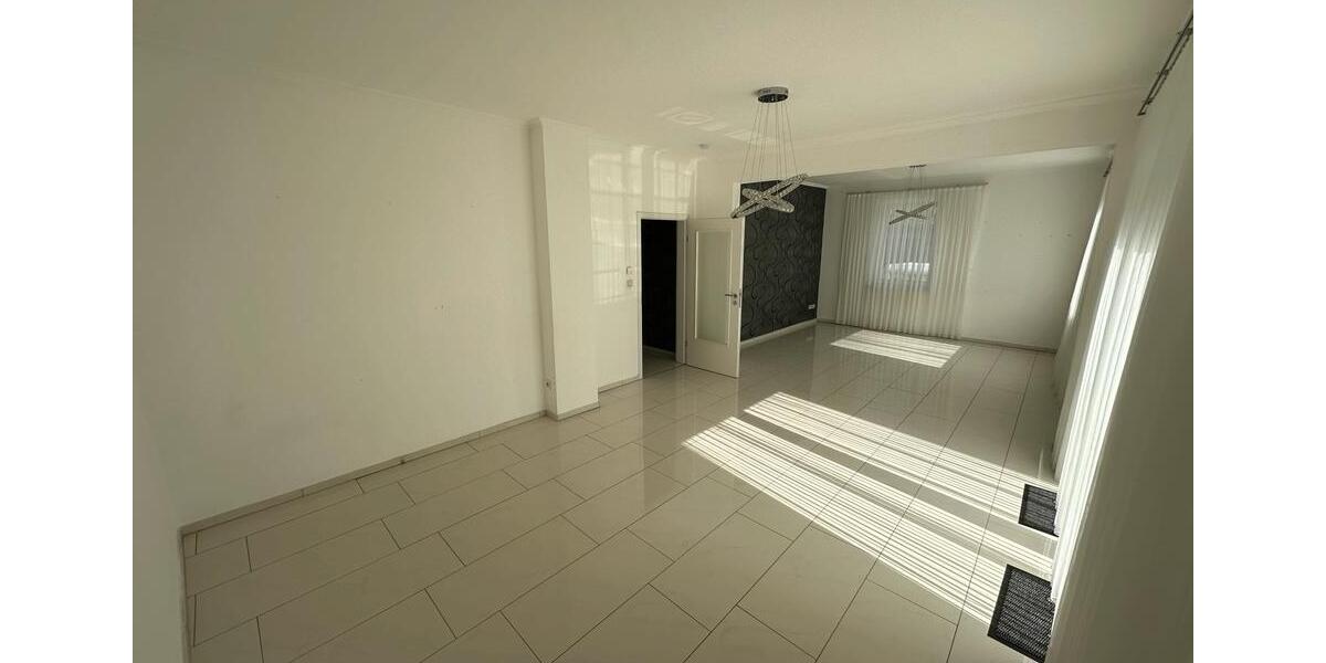 Einfamilienhaus Garbsen Ortschaft Horst - 8 Zimmer, 200 m&sup2;, 439.000&euro; | Angebot:25883184