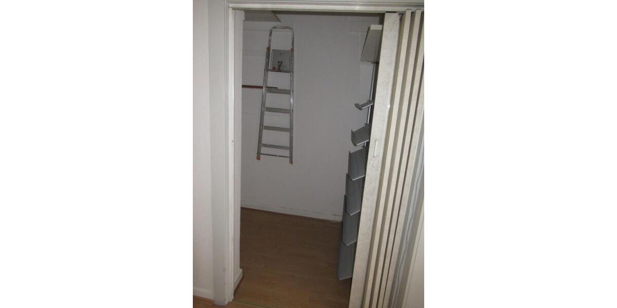 Etagenwohnung Hannover Vahrenwald-List - 3.5 Zimmer, 91 m&sup2;, 910&euro; | Angebot:25978201