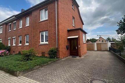 Haus Sarstedt - 12 Zimmer, 170 m&sup2;, 433.000&euro; | Angebot:27216177