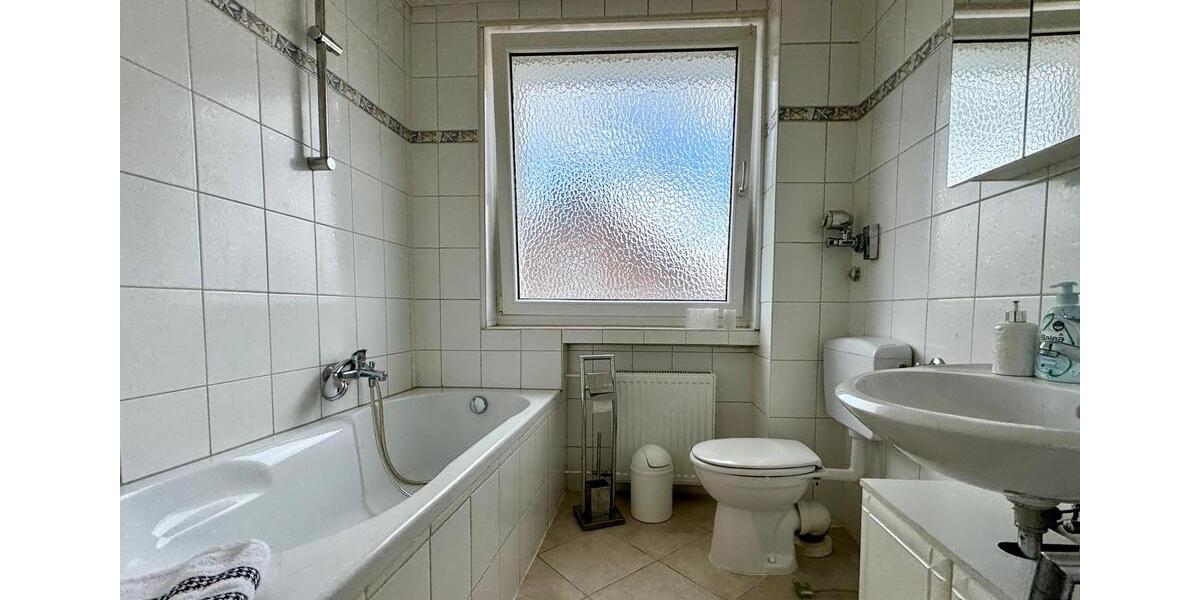Dachgeschoßwohnung Hannover Herrenhausen-Stöcken - 3 Zimmer, 60 m&sup2;, 730&euro; | Angebot:26224064