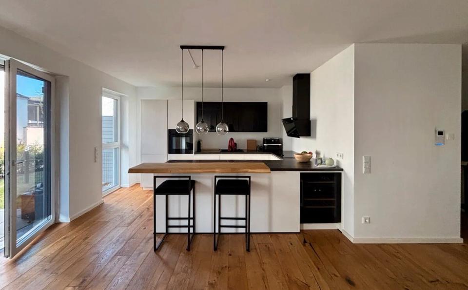 Erdgeschoßwohnung Hannover Bothfeld-Vahrenheide - 3 Zimmer, 103 m&sup2;, 1.650&euro; | Angebot:25963570