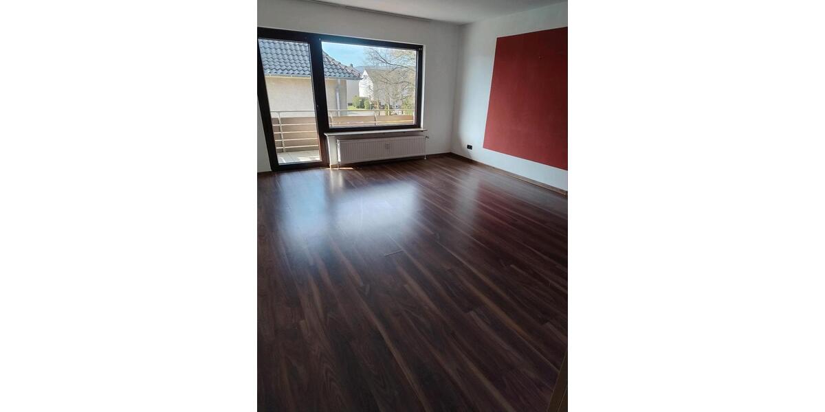 Etagenwohnung Bad Münder am Deister - 2.5 Zimmer, 73 m&sup2;, 550&euro; | Angebot:25323035