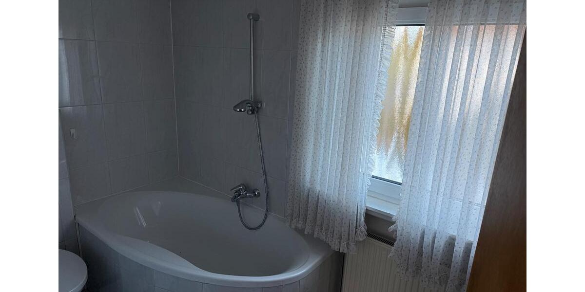 Reihenhaus Bad Münder am Deister - 5 Zimmer, 115 m&sup2;, 1.250&euro; | Angebot:25925451