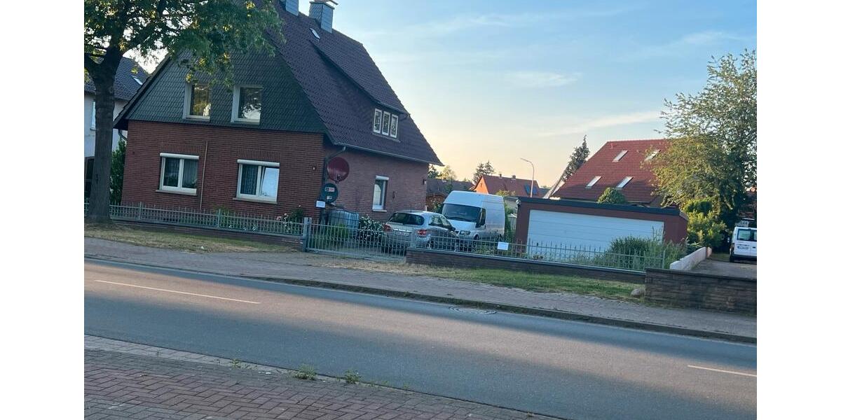 Einfamilienhaus Stadthagen - 7 Zimmer, 140 m&sup2;, 1.250&euro; | Angebot:25756265