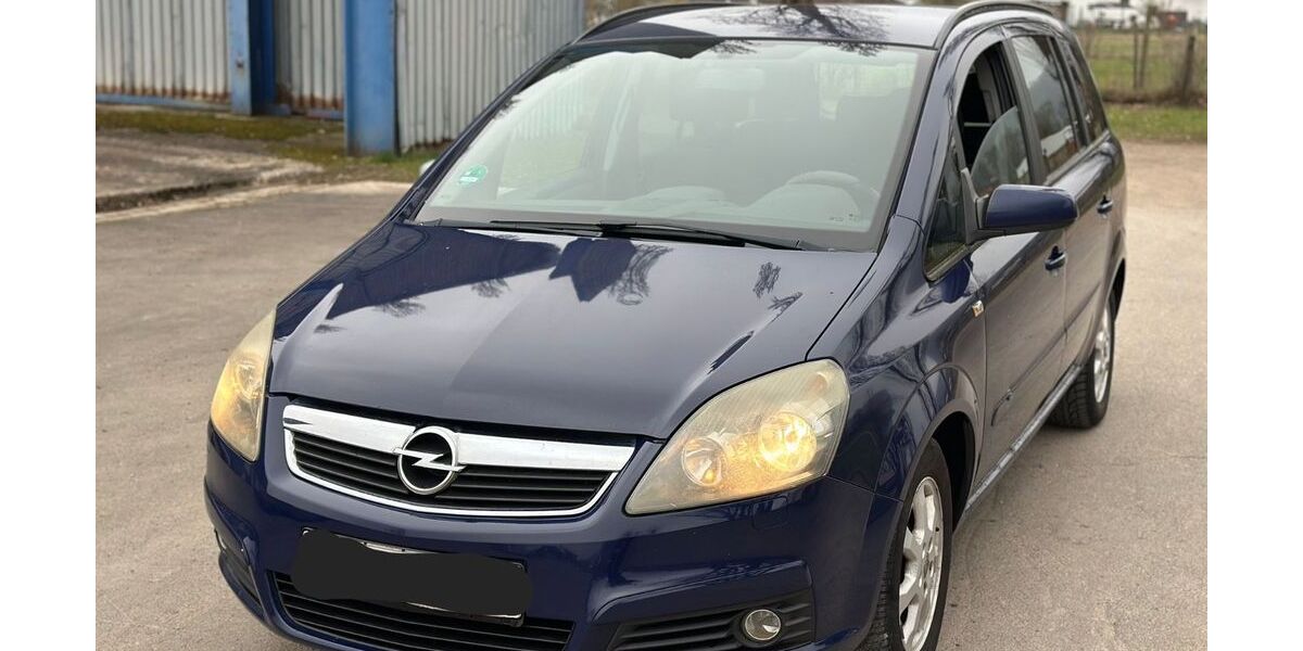 Opel Zafira 256.000 km 890 &euro; Springe 31832