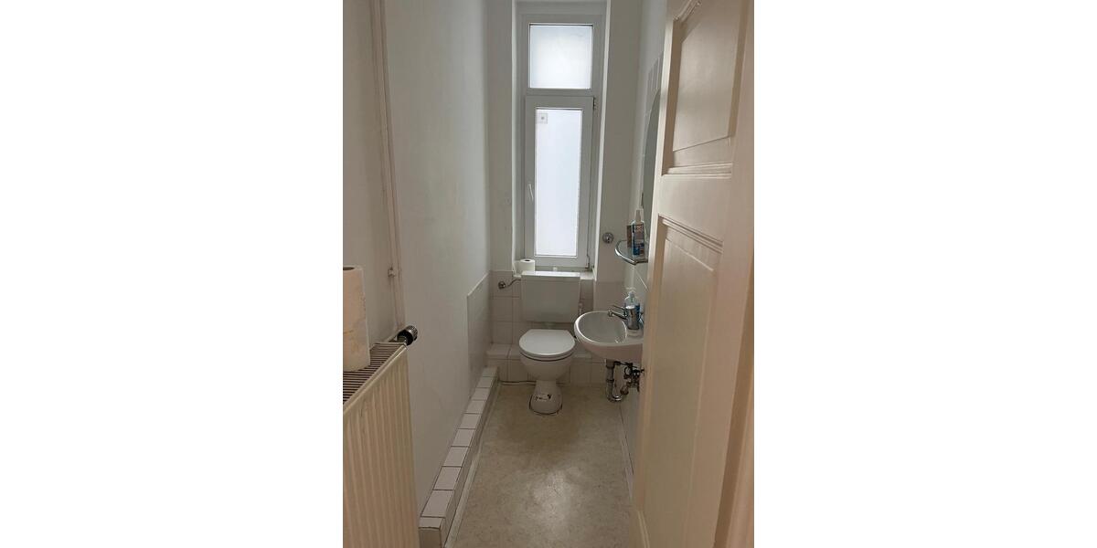 Etagenwohnung Hannover Vahrenwald-List - 3 Zimmer, 116 m&sup2;, 1.050&euro; | Angebot:25904590
