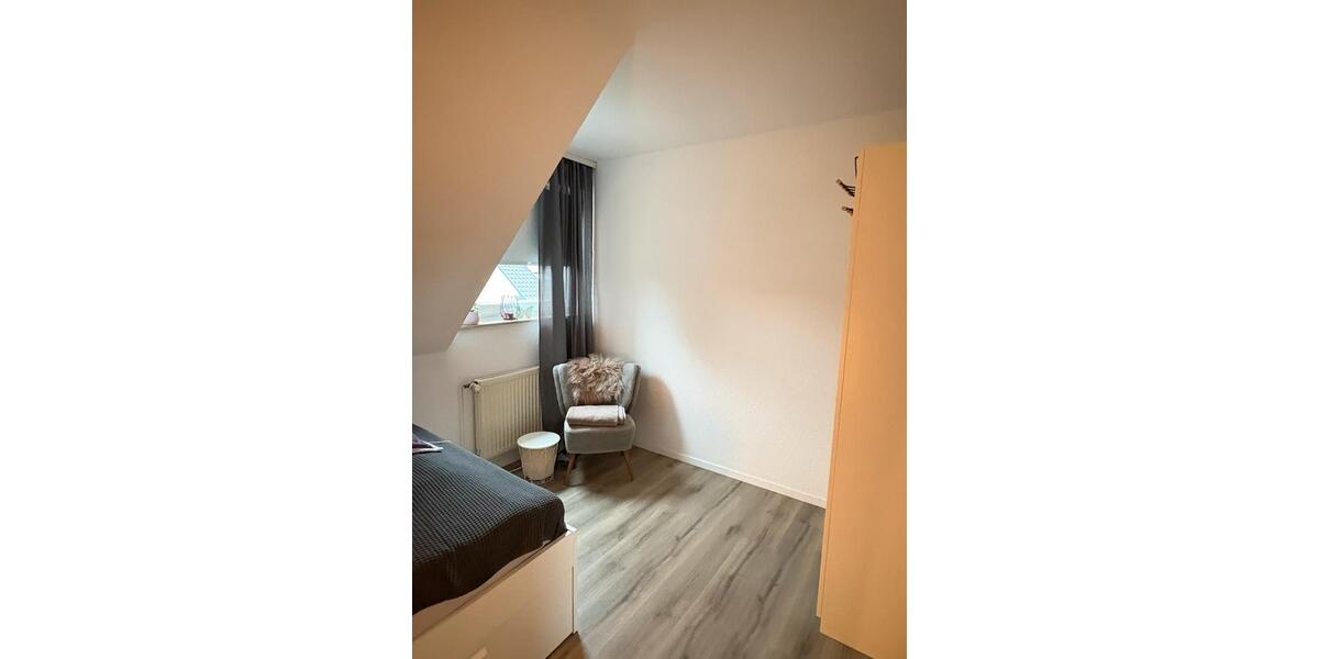 Dachgeschoßwohnung Seelze - 1 Zimmer, 13 m&sup2;, 500&euro; | Angebot:26415902