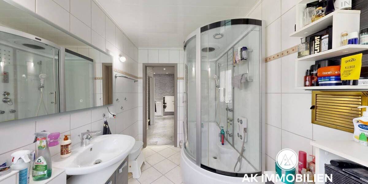 Einfamilienhaus Rodenberg - 7 Zimmer, 175 m&sup2;, 390.000&euro; | Angebot:25738569