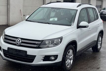 VW Tiguan 159.520 km 8.499 &euro; Neustadt 31535