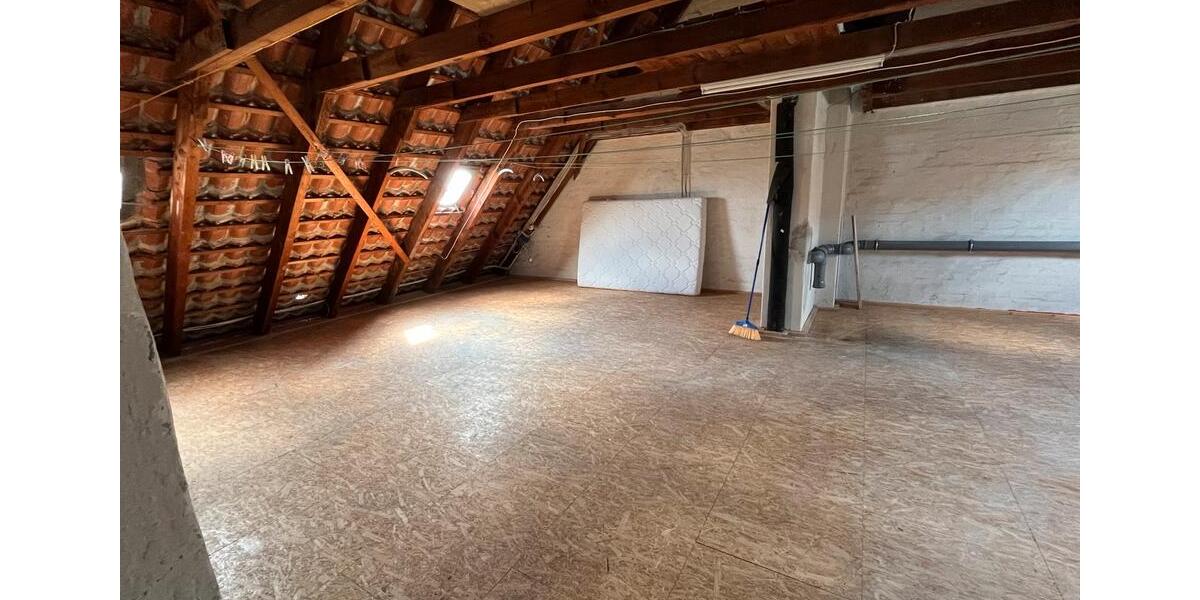 Etagenwohnung Lehrte - 3 Zimmer, 82 m&sup2;, 190.000&euro; | Angebot:27110538