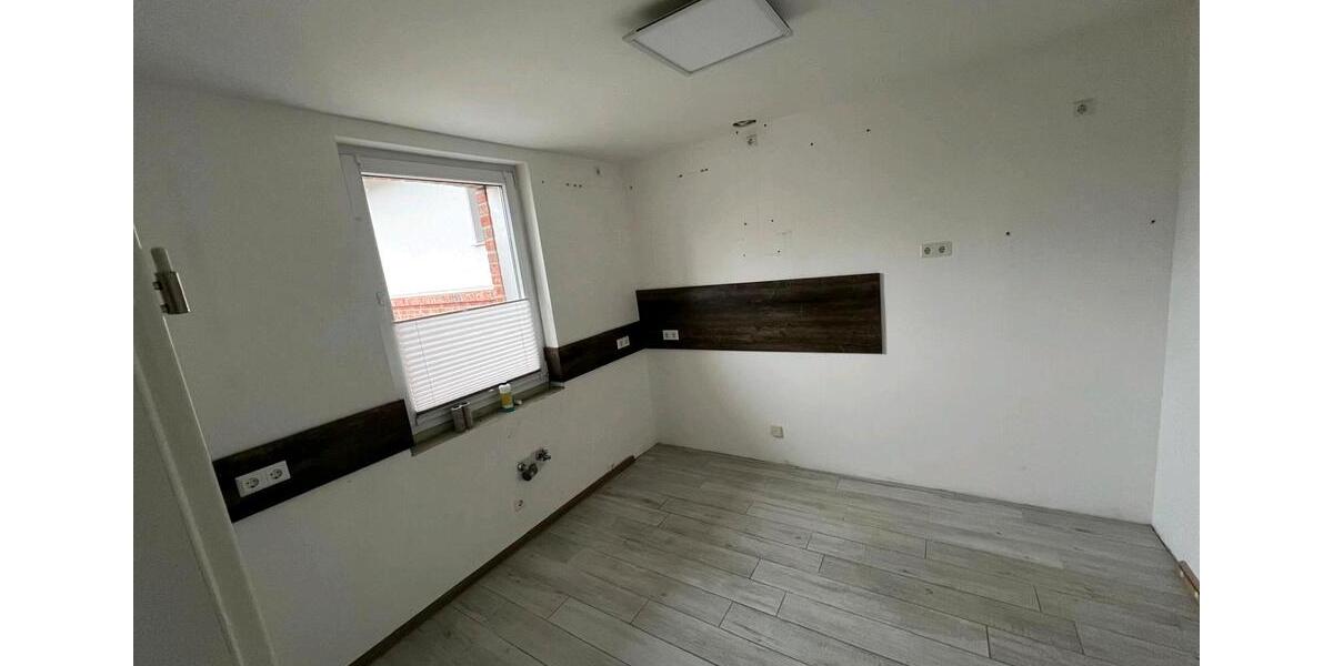 Einfamilienhaus Bad Nenndorf - 6 Zimmer, 200 m&sup2;, 385.000&euro; | Angebot:25965262