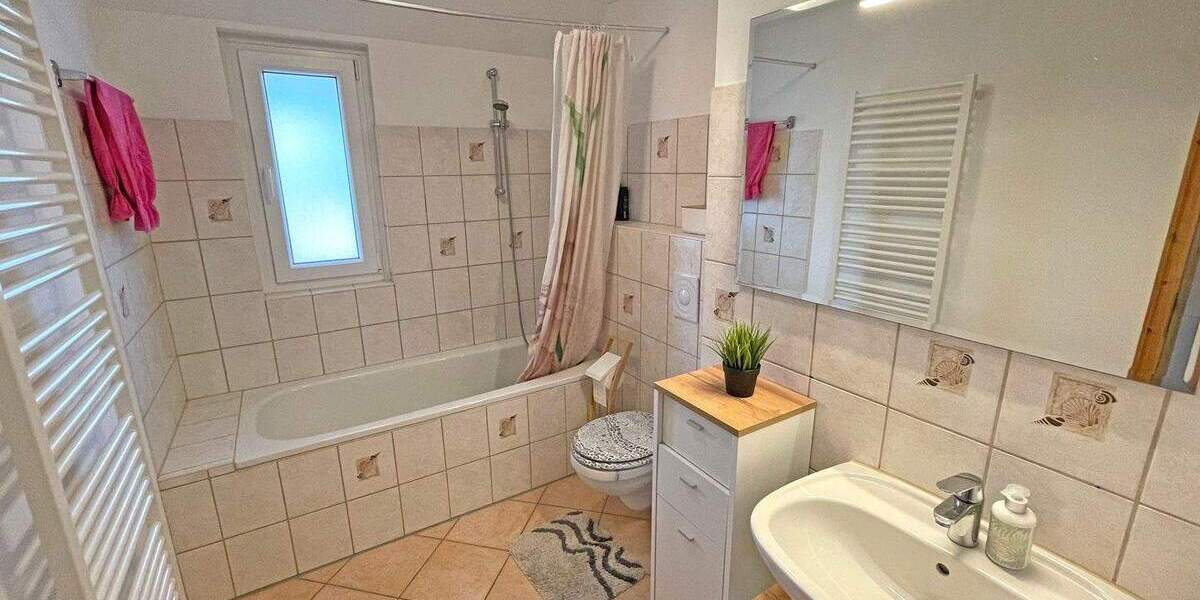 Etagenwohnung Hannover Bornum - 4 Zimmer, 107 m&sup2;, 349.000&euro; | Angebot:25685571